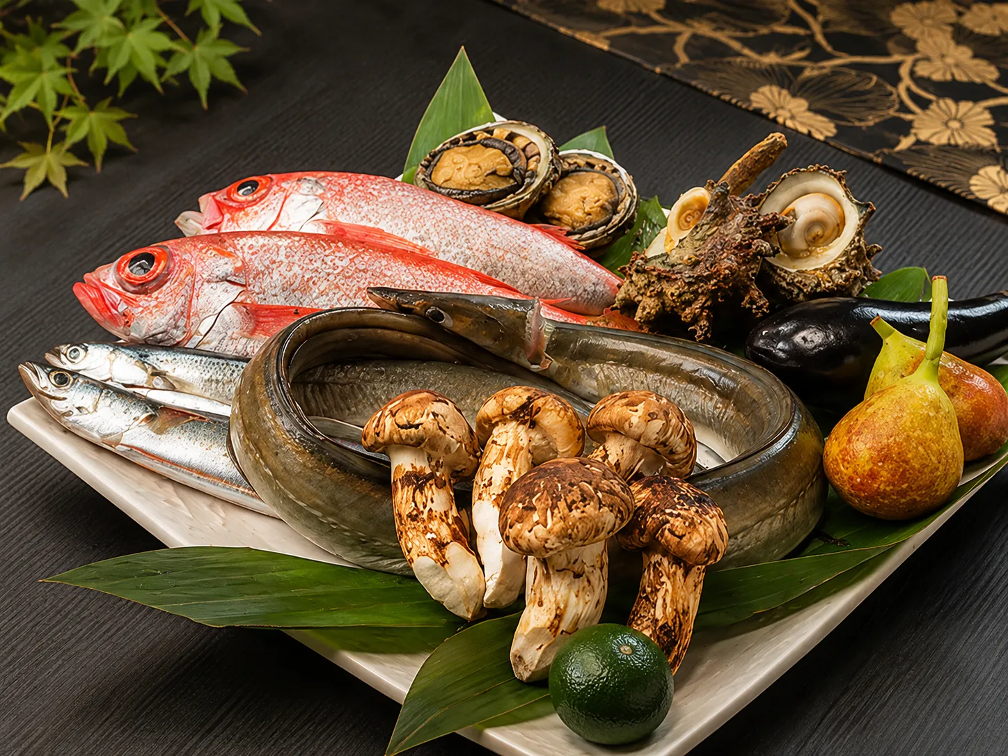 市場で選ぶ旬の魚介